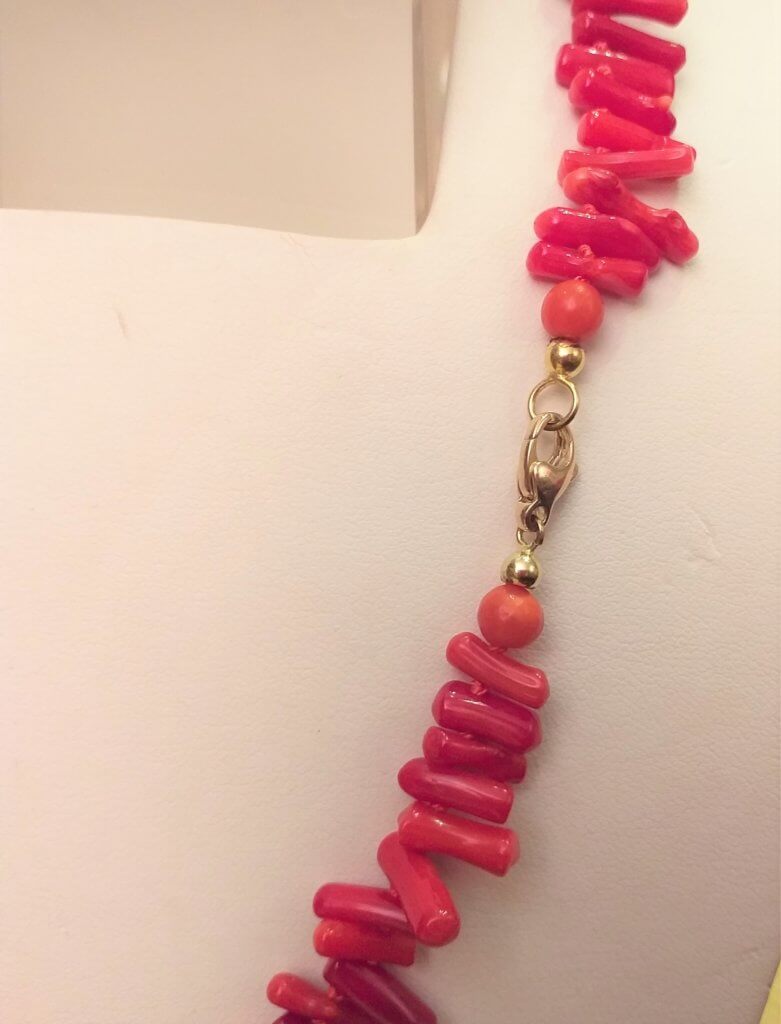 Kette aus Korallen-Ästchen | Nikarat