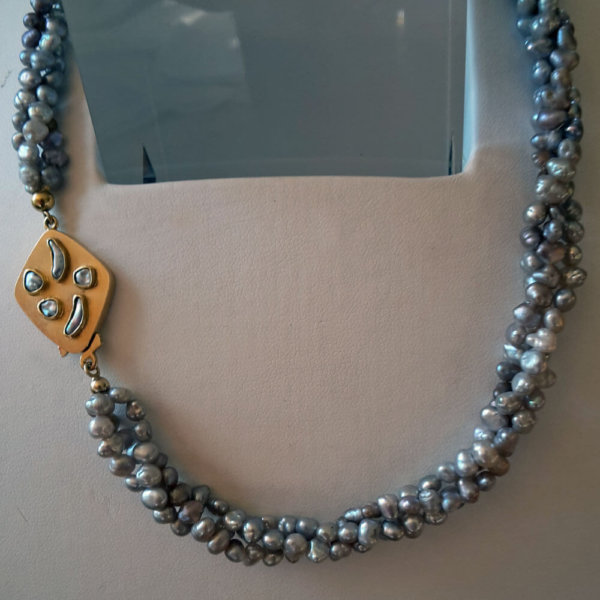 Perlenkette mit Biwaperlen